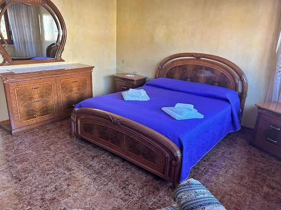 City House Nardina أولبيا